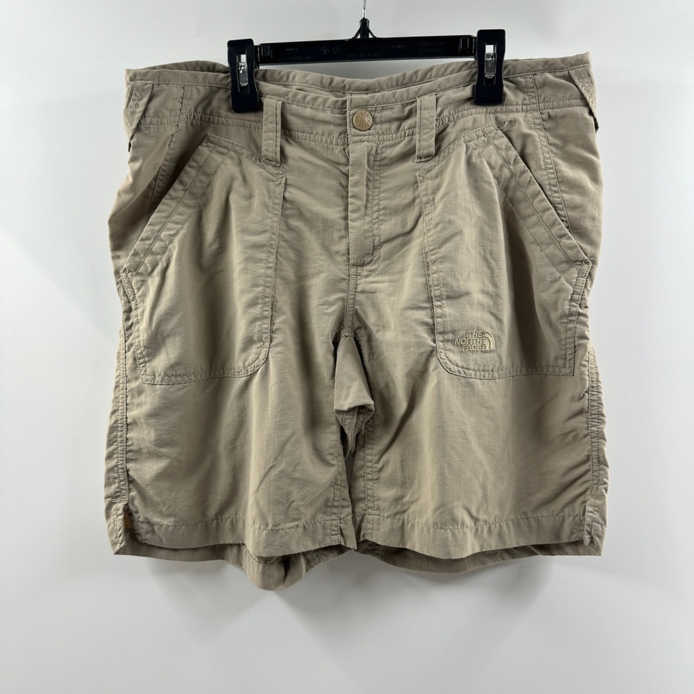 The North Face Women’s Khaki Utility Shorts Zipper Fly Size 12 - Picture 1 of 8